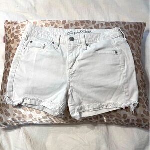 Universal thread shorts